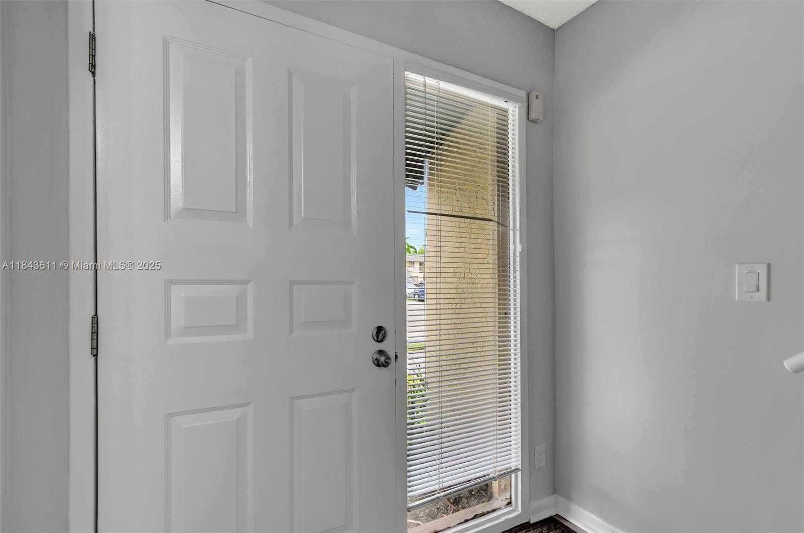 Small Image of 97 DEER CREEK RD #106, Deerfield Beach Number 3