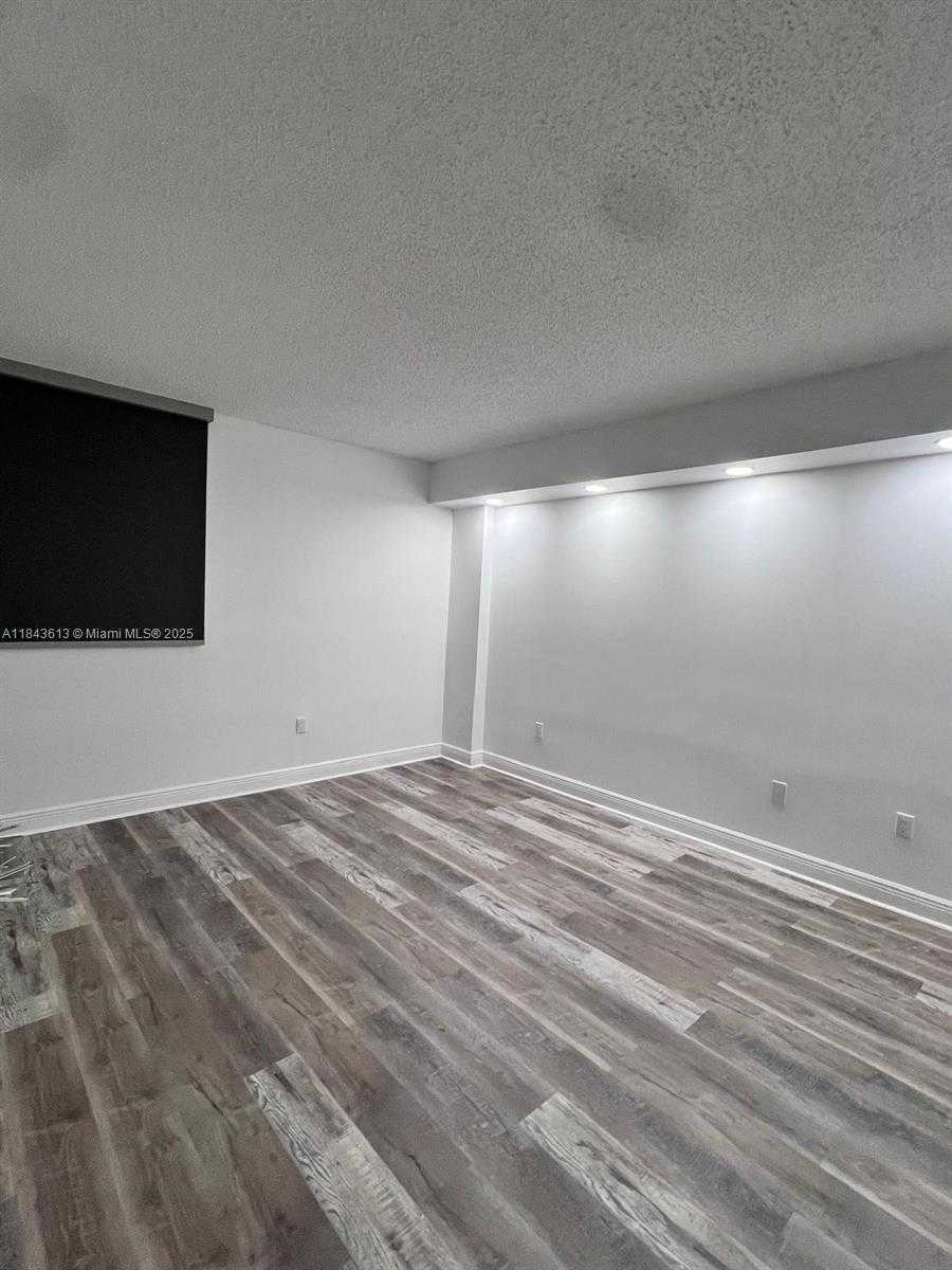 Small Image of 5091 NORTH WEST 7TH ST #109, Miami Number 12