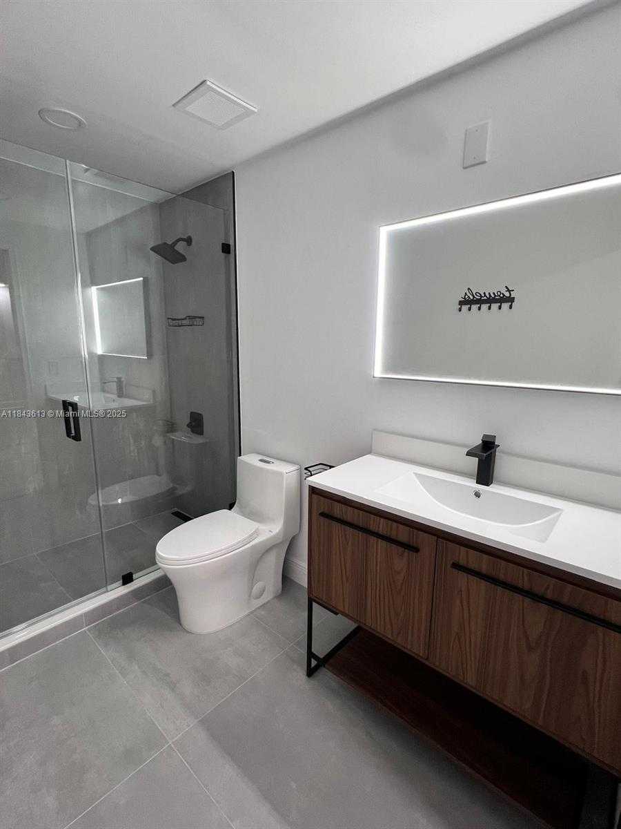 Small Image of 5091 NORTH WEST 7TH ST #109, Miami Number 14