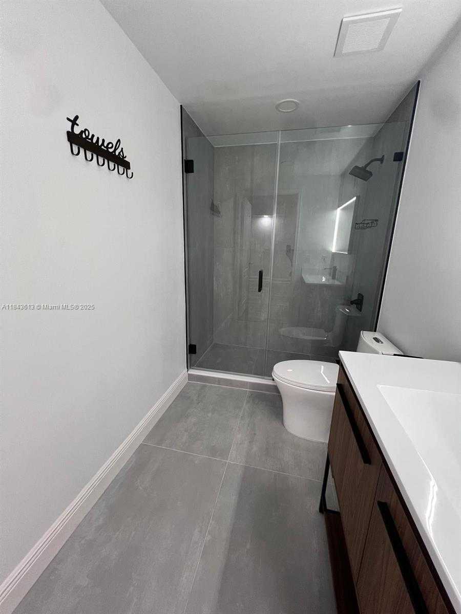 Small Image of 5091 NORTH WEST 7TH ST #109, Miami Number 18