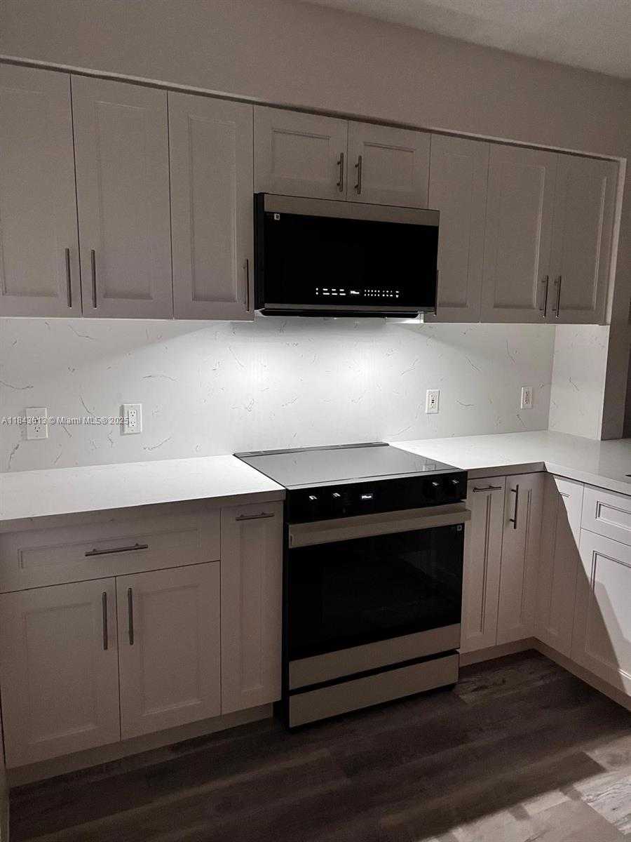 Small Image of 5091 NORTH WEST 7TH ST #109, Miami Number 28