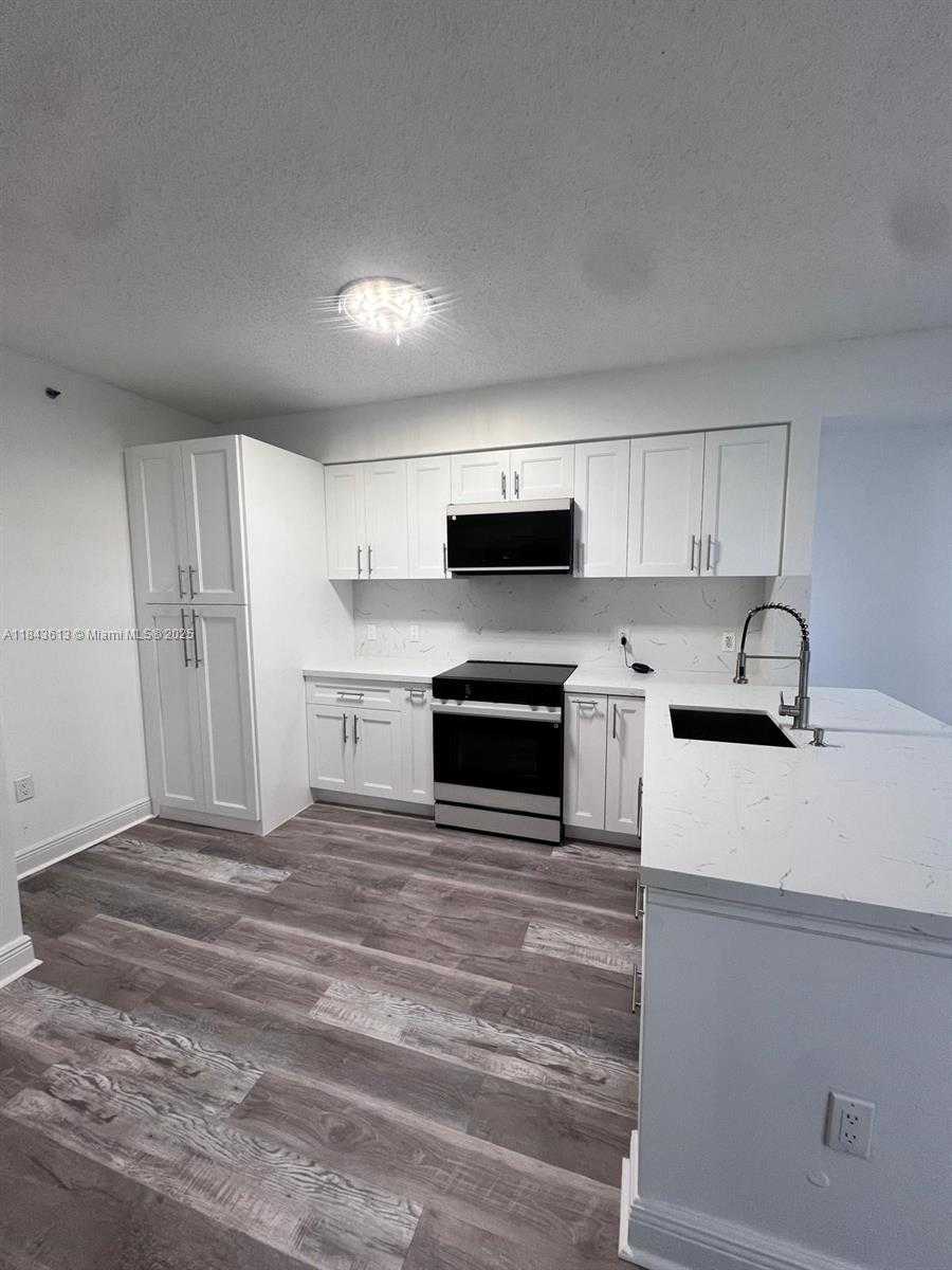 Small Image of 5091 NORTH WEST 7TH ST #109, Miami Number 3