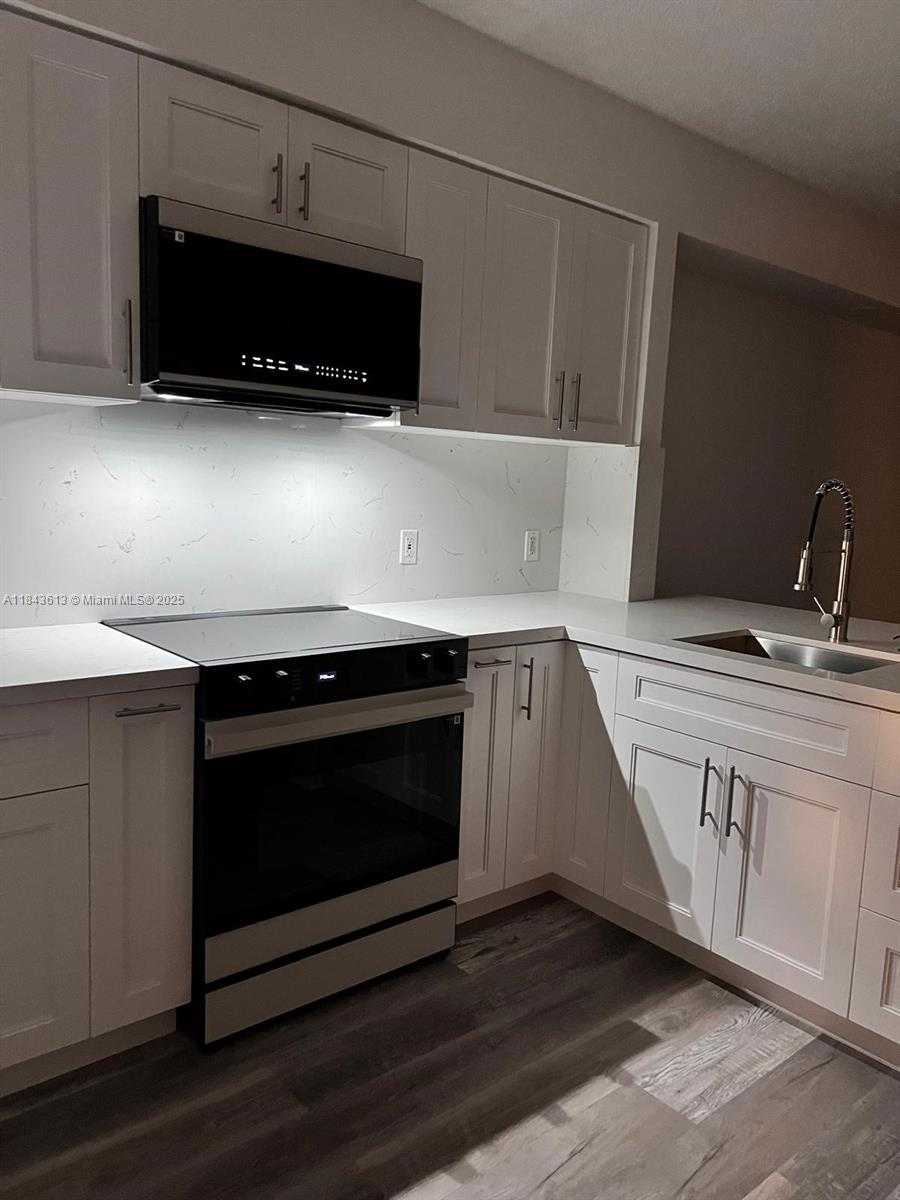Small Image of 5091 NORTH WEST 7TH ST #109, Miami Number 31
