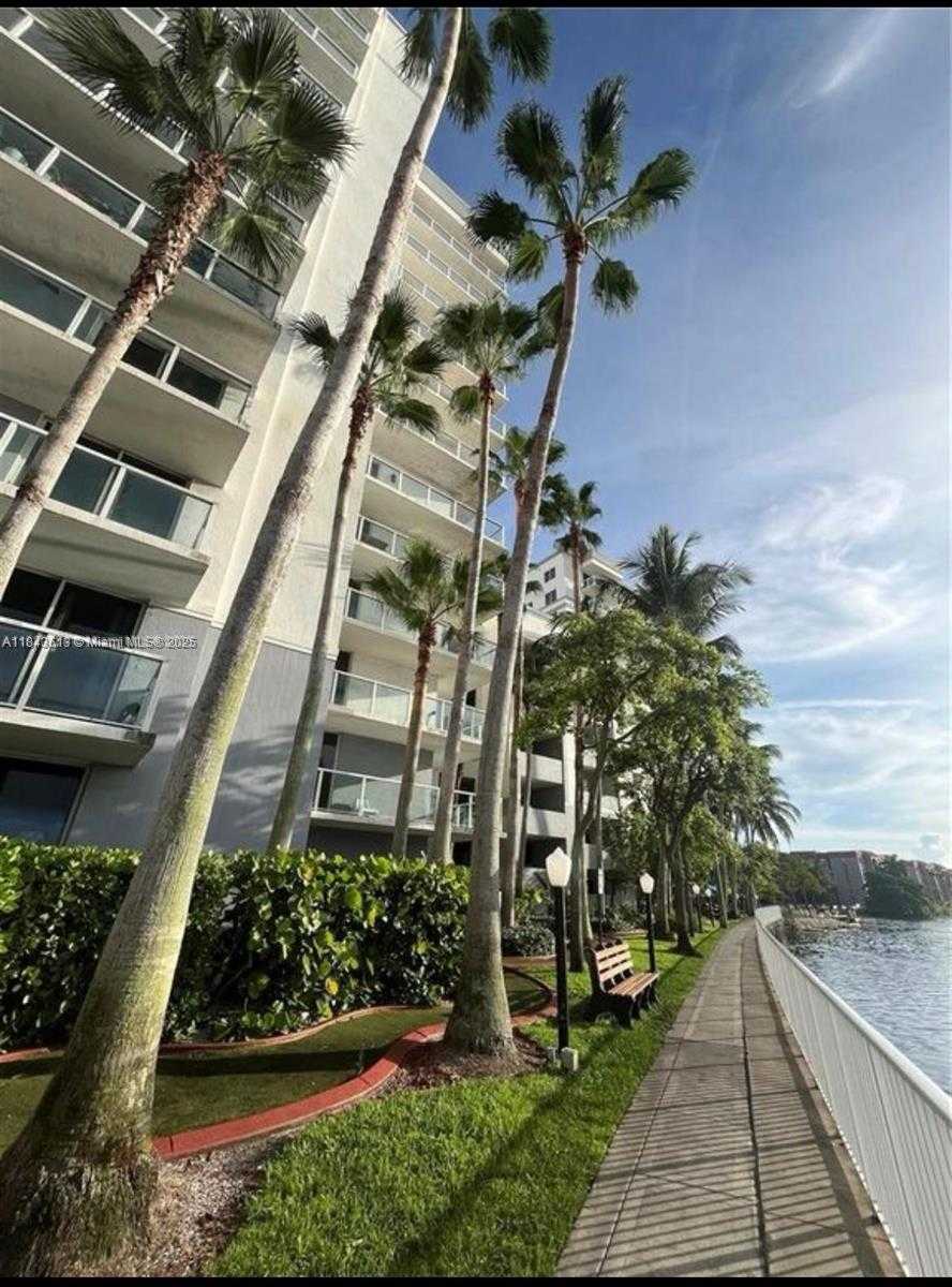 Small Image of 5091 NORTH WEST 7TH ST #109, Miami Number 38