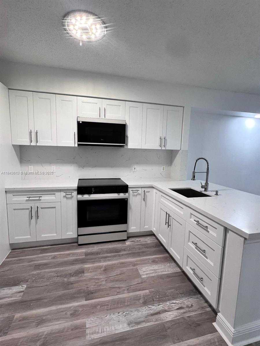 Small Image of 5091 NORTH WEST 7TH ST #109, Miami Number 6