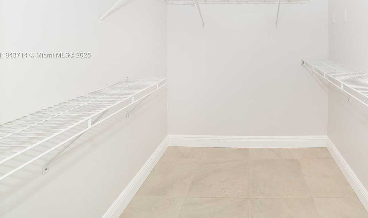 Small Image of 17100 NORTH BAY RD #1802, Sunny Isles Beach Number 20