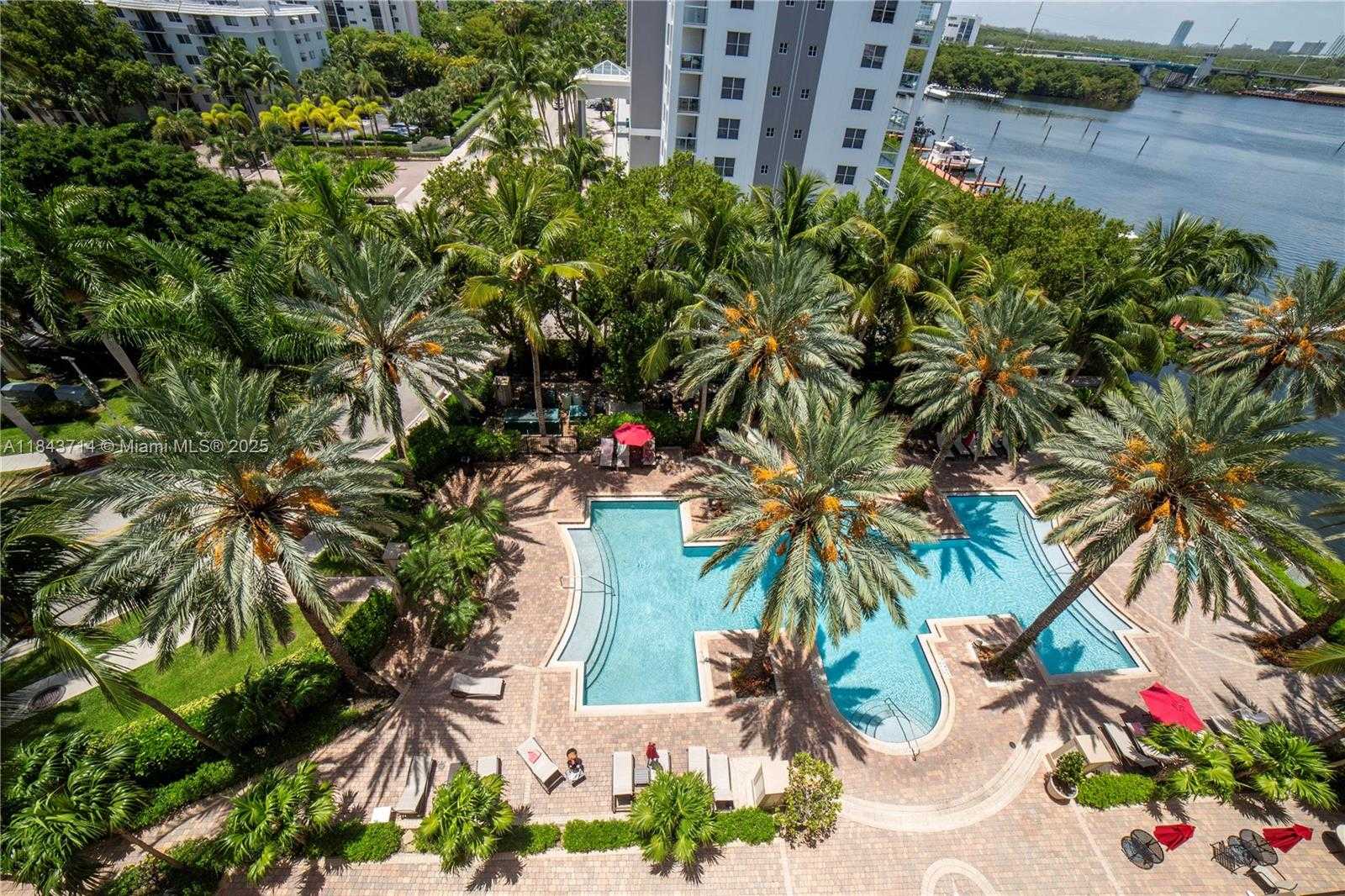 Small Image of 17100 NORTH BAY RD #1802, Sunny Isles Beach Number 39