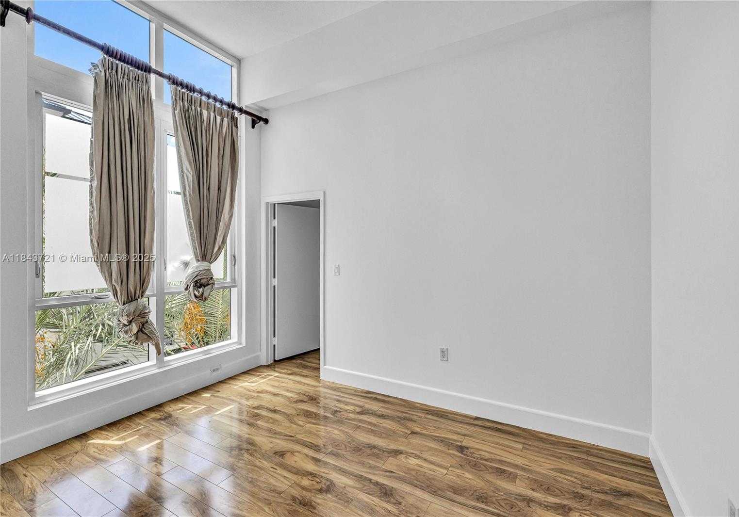 Small Image of 9055 SOUTH WEST 73RD CT #310, Miami Number 53