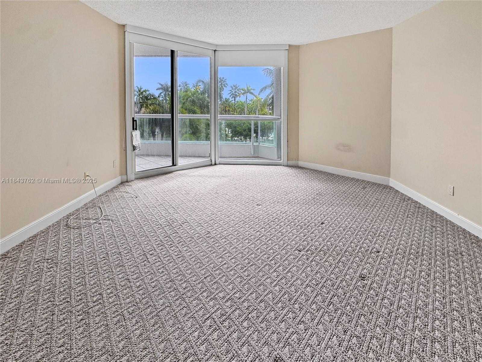 Small Image of 21150 POINT PL #406, Aventura Number 19