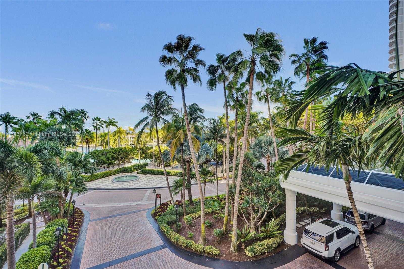 Small Image of 21150 POINT PL #406, Aventura Number 80