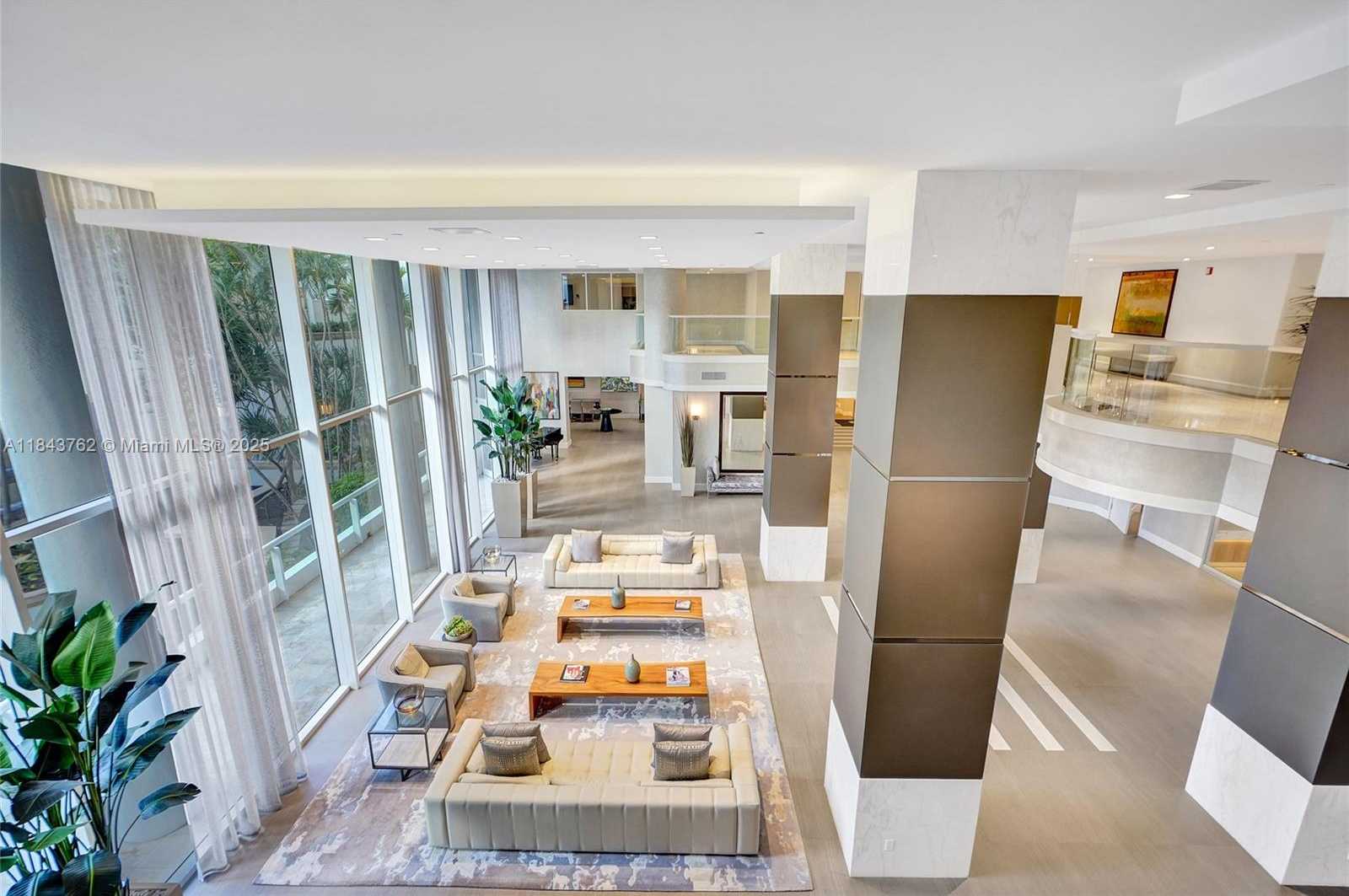 Small Image of 21150 POINT PL #406, Aventura Number 87