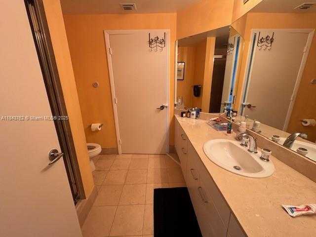 Small Image of 21150 POINT PL #406, Aventura Number 9