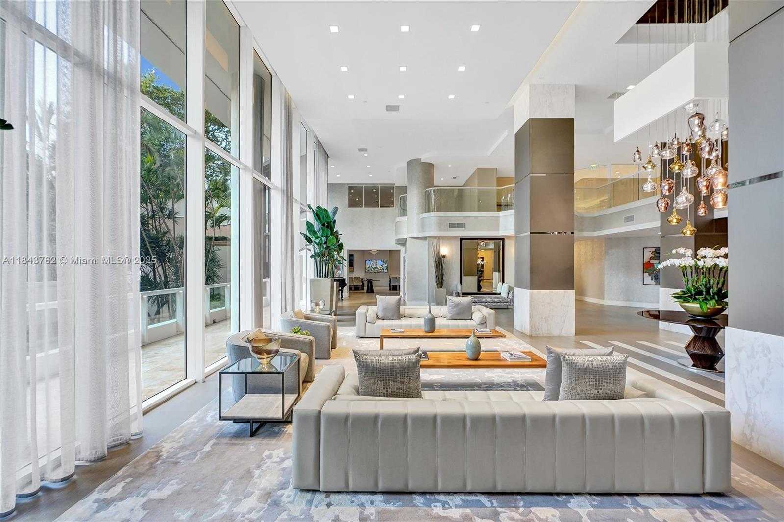 Small Image of 21150 POINT PL #406, Aventura Number 92