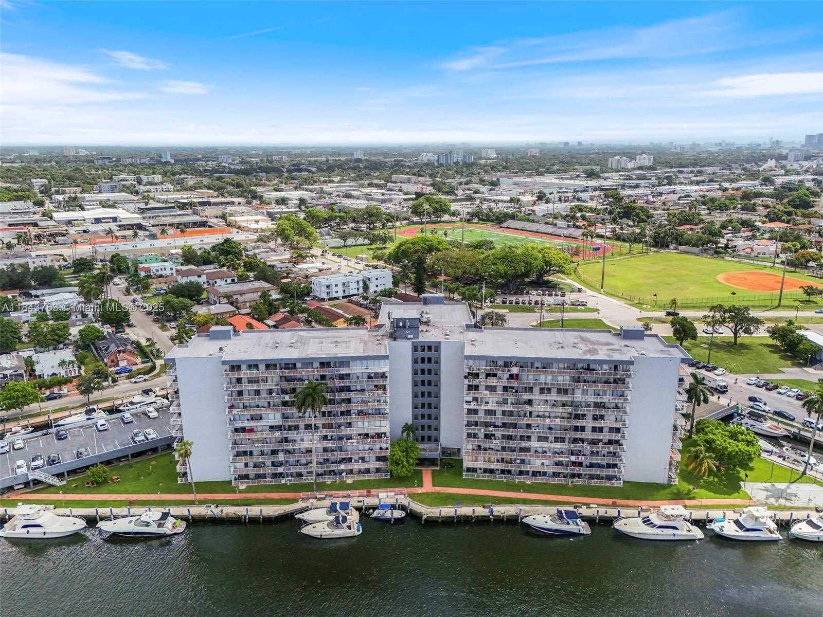 Small Image of 1800 NORTH WEST 24 AVE #1019, Miami Number 29