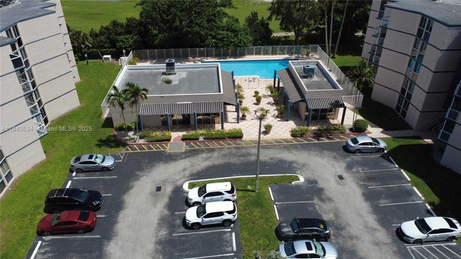 Small Image of 7075 NORTH WEST 186TH ST #C101, Hialeah Number 11