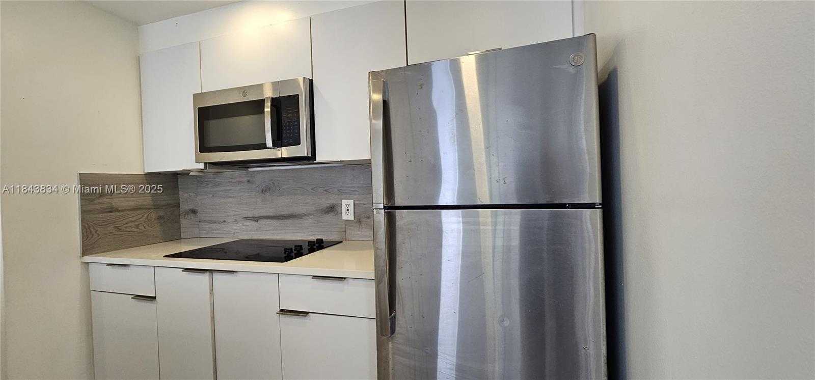 Small Image of 7075 NORTH WEST 186TH ST #C101, Hialeah Number 6