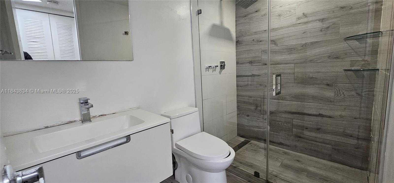Small Image of 7075 NORTH WEST 186TH ST #C101, Hialeah Number 8