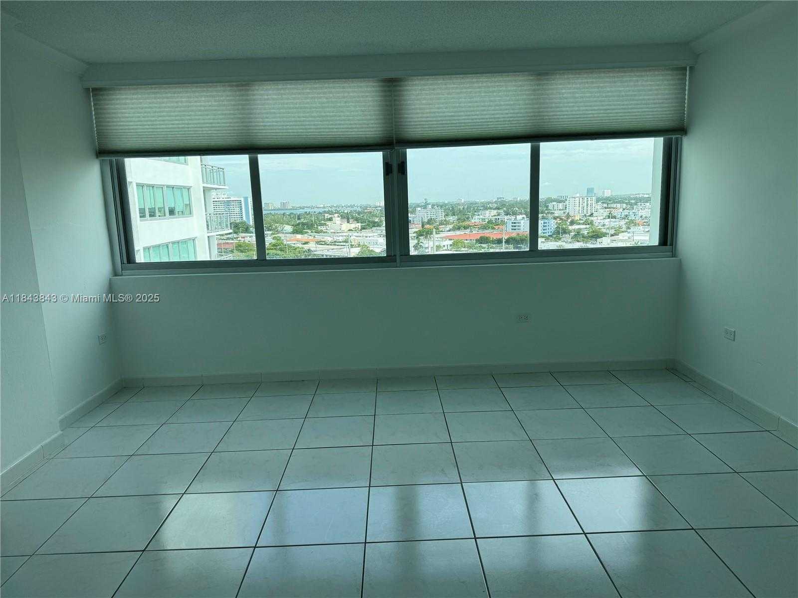 Small Image of 7135 COLLINS AVE #1203, Miami Beach Number 16