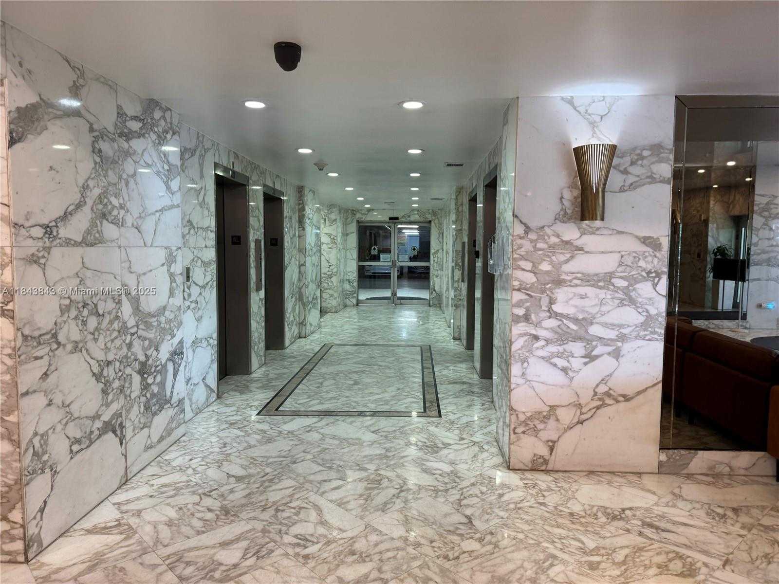 Small Image of 7135 COLLINS AVE #1203, Miami Beach Number 29
