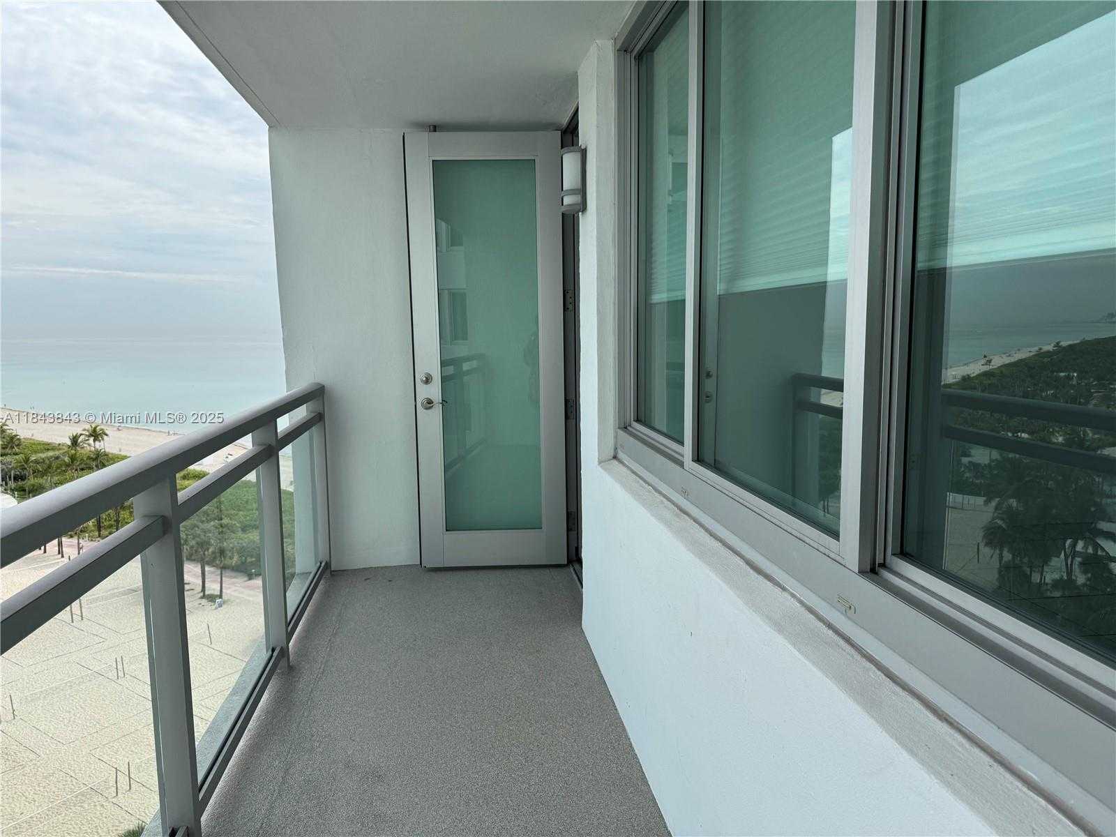 Small Image of 7135 COLLINS AVE #1203, Miami Beach Number 4