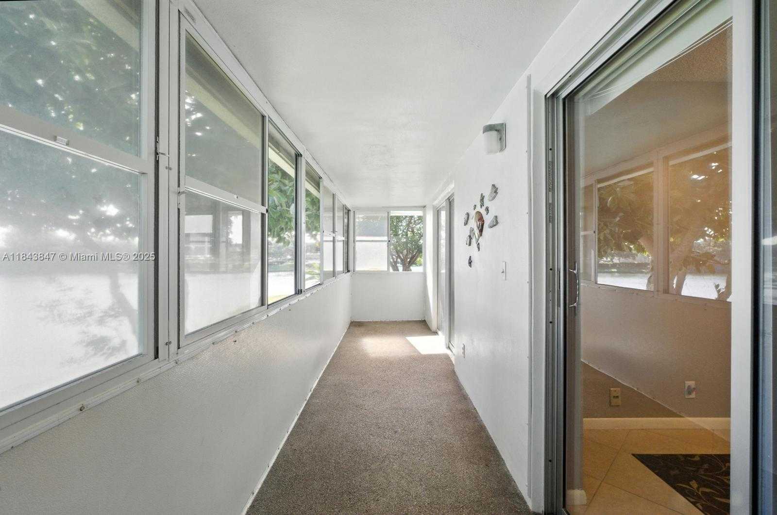 Small Image of 61 SOMERSET C #61, West Palm Beach Number 10