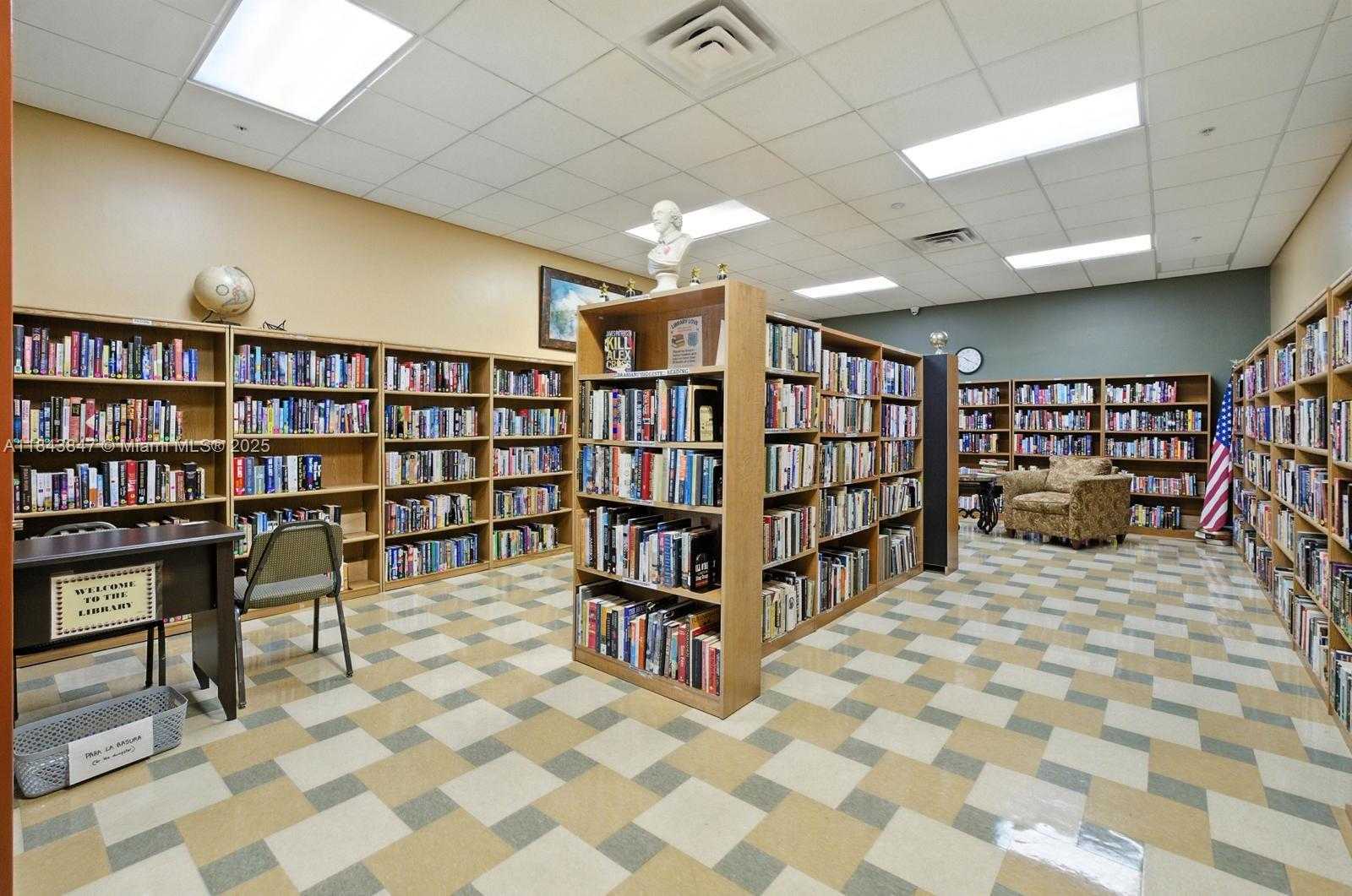 Small Image of 61 SOMERSET C #61, West Palm Beach Number 23