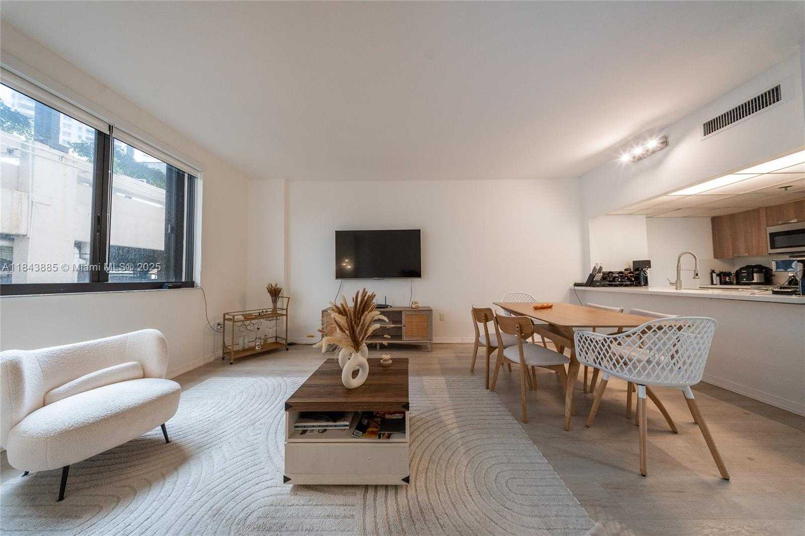 Small Image of 540 BRICKELL KEY DR #202, Miami Number 52