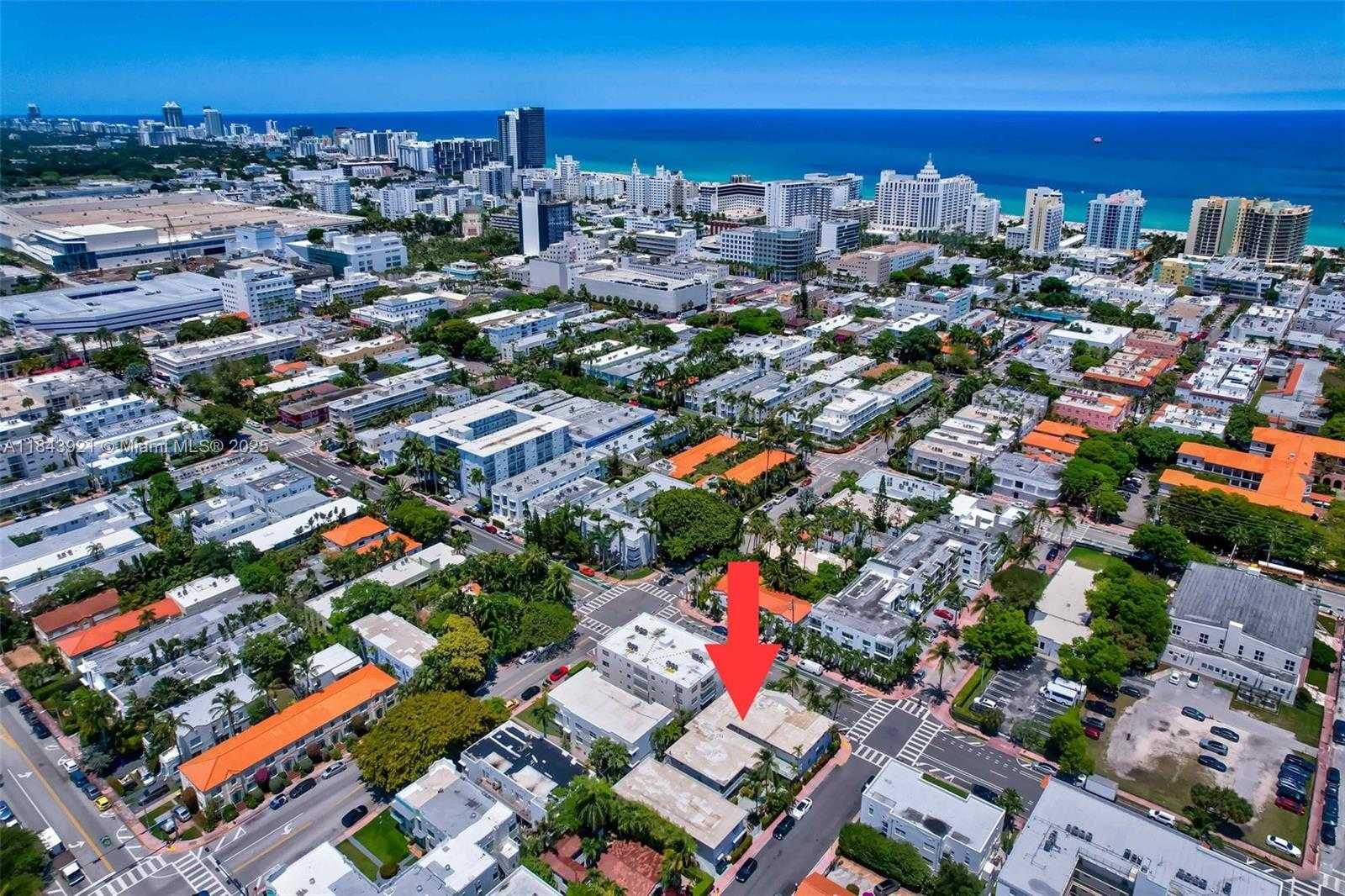 Small Image of 717 ESPANOLA WAY #210, Miami Beach Number 17