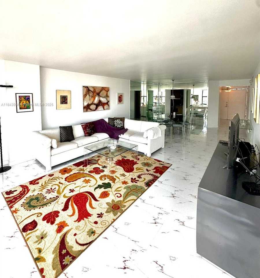 Small Image of 6423 COLLINS AVE #1709, Miami Beach Number 17