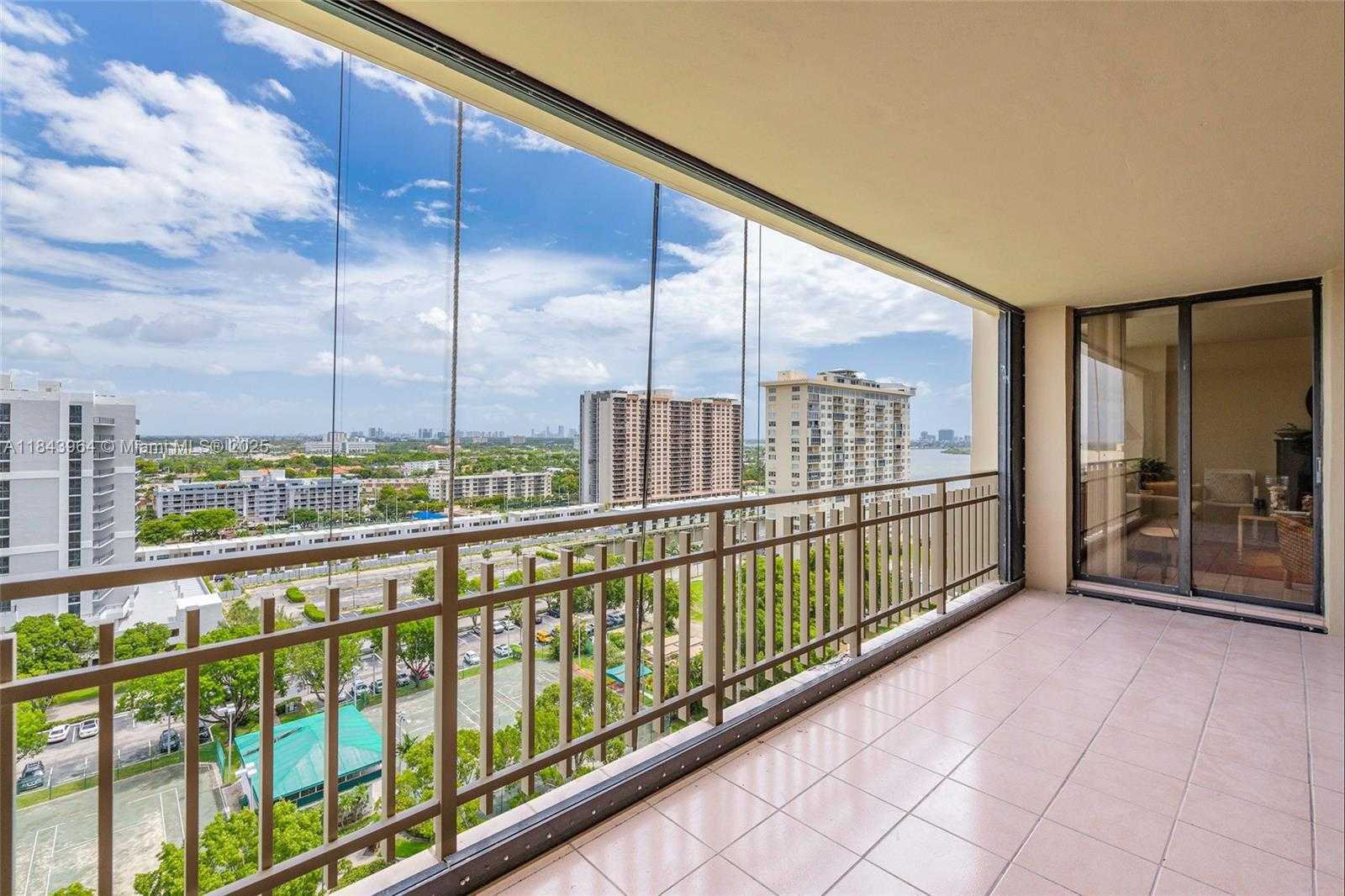 Small Image of 11113 BISCAYNE BLVD #1554, Miami Number 20