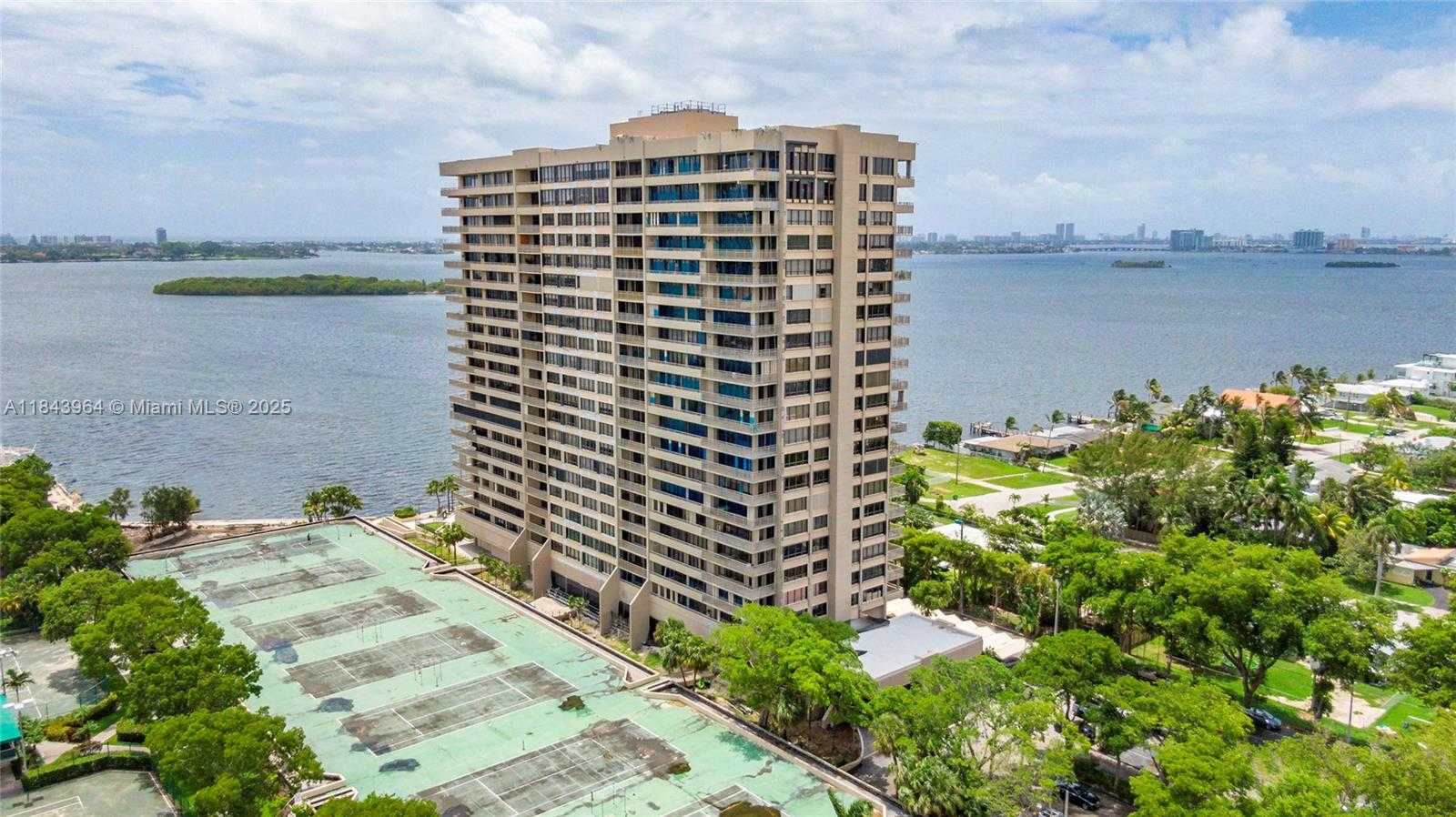 Small Image of 11113 BISCAYNE BLVD #1554, Miami Number 31