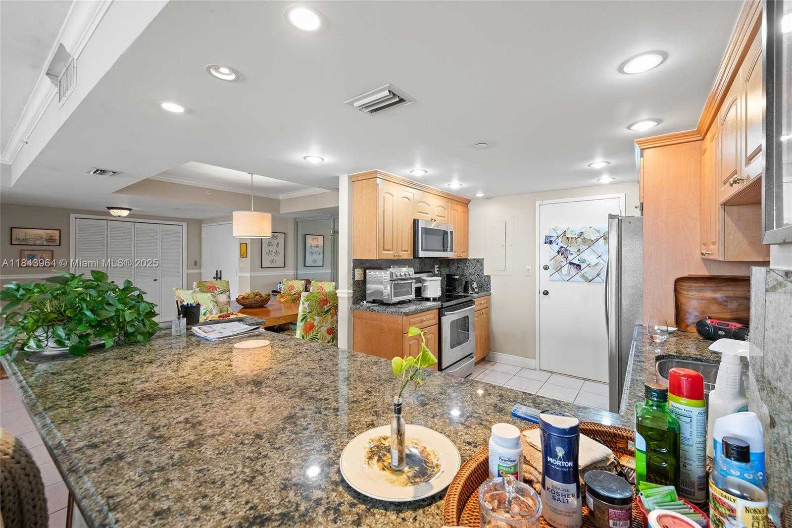 Small Image of 11113 BISCAYNE BLVD #1554, Miami Number 4