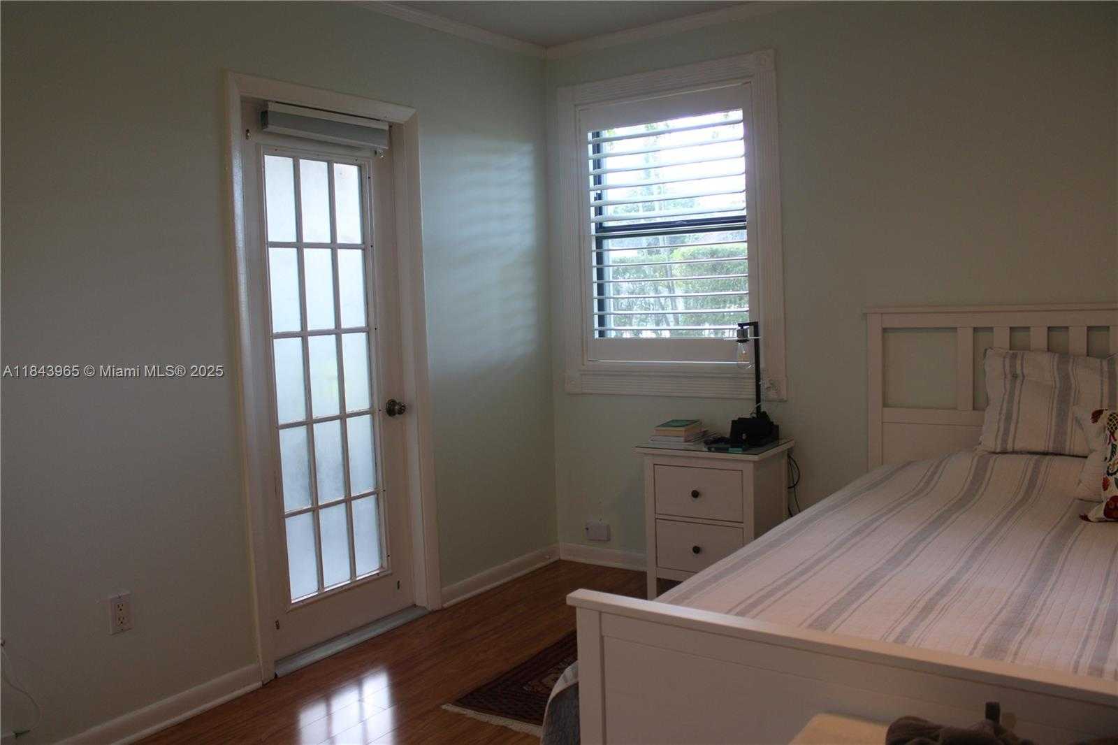 Small Image of 16051 BLATT BLVD #106, Weston Number 29