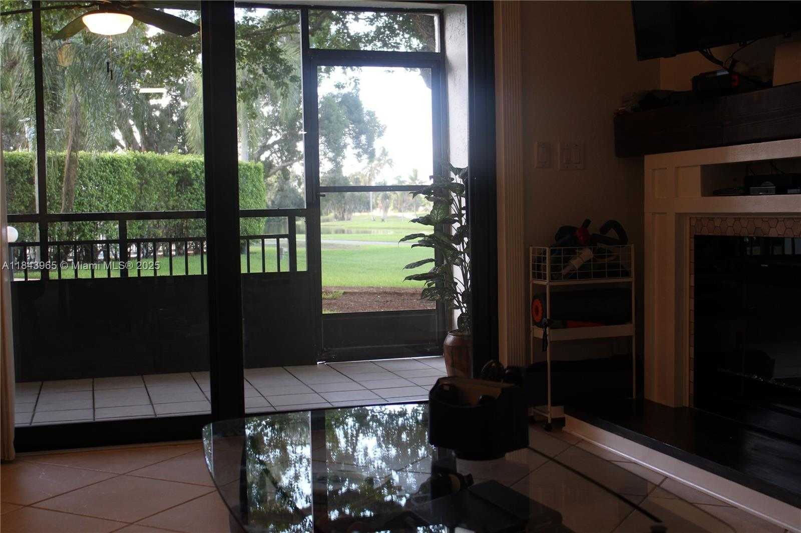 Small Image of 16051 BLATT BLVD #106, Weston Number 31