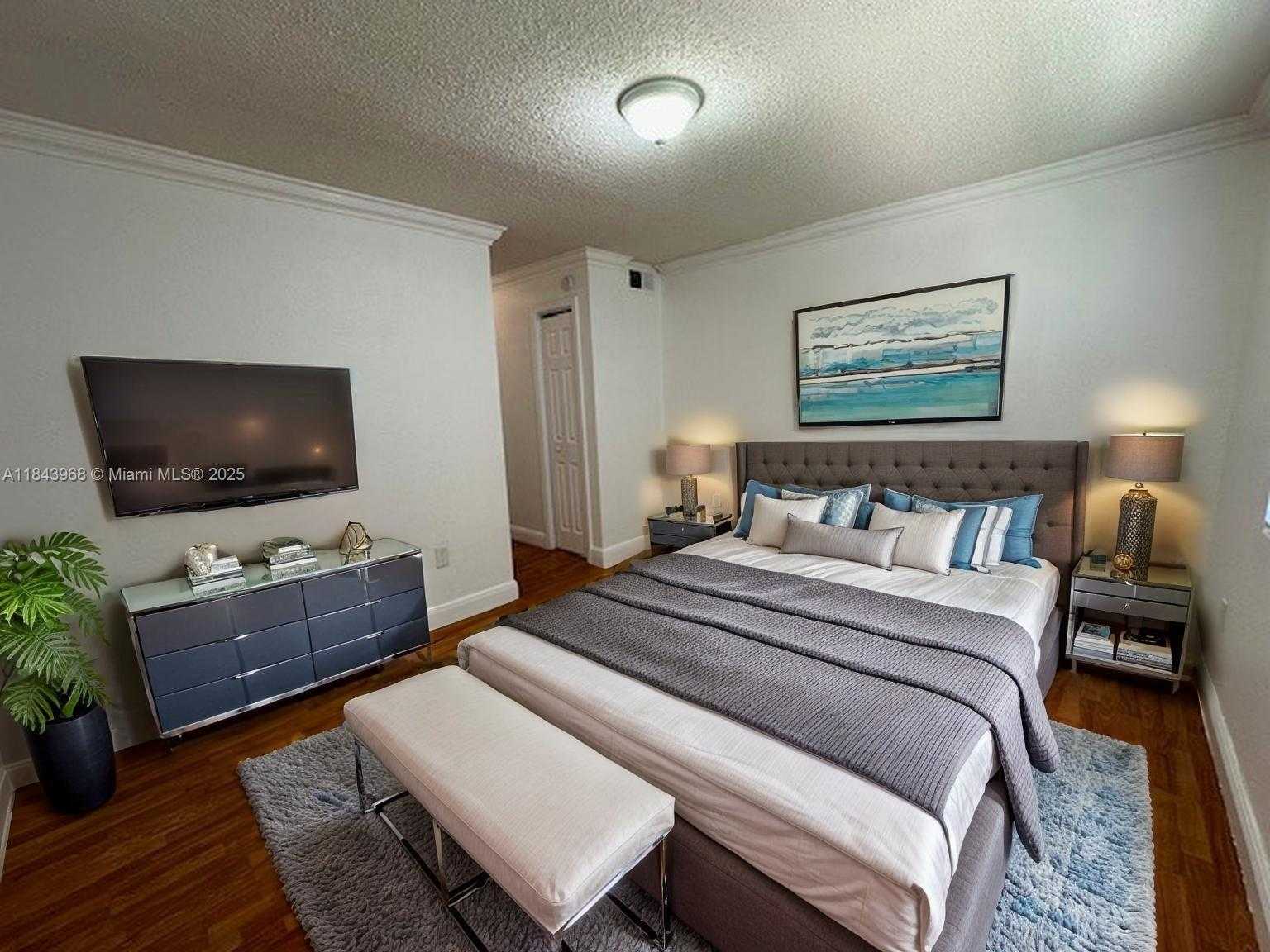 Small Image of 15590 SOUTH WEST 106TH LN #1102, Miami Number 7