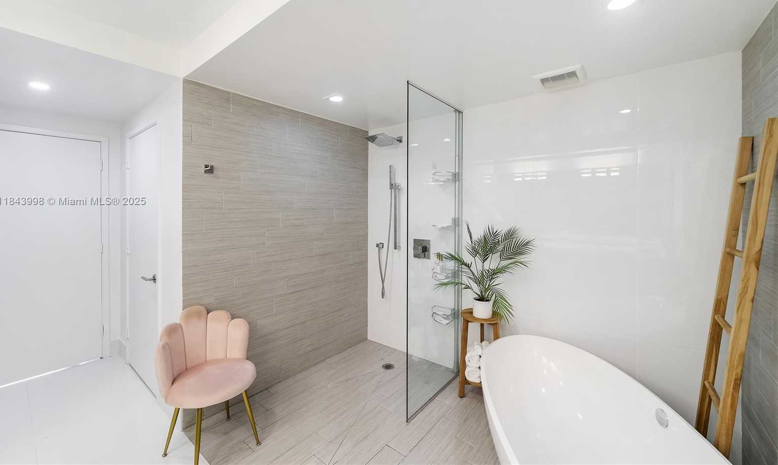 Small Image of 300 SUNNY ISLES BLVD #4-2203, Sunny Isles Beach Number 39