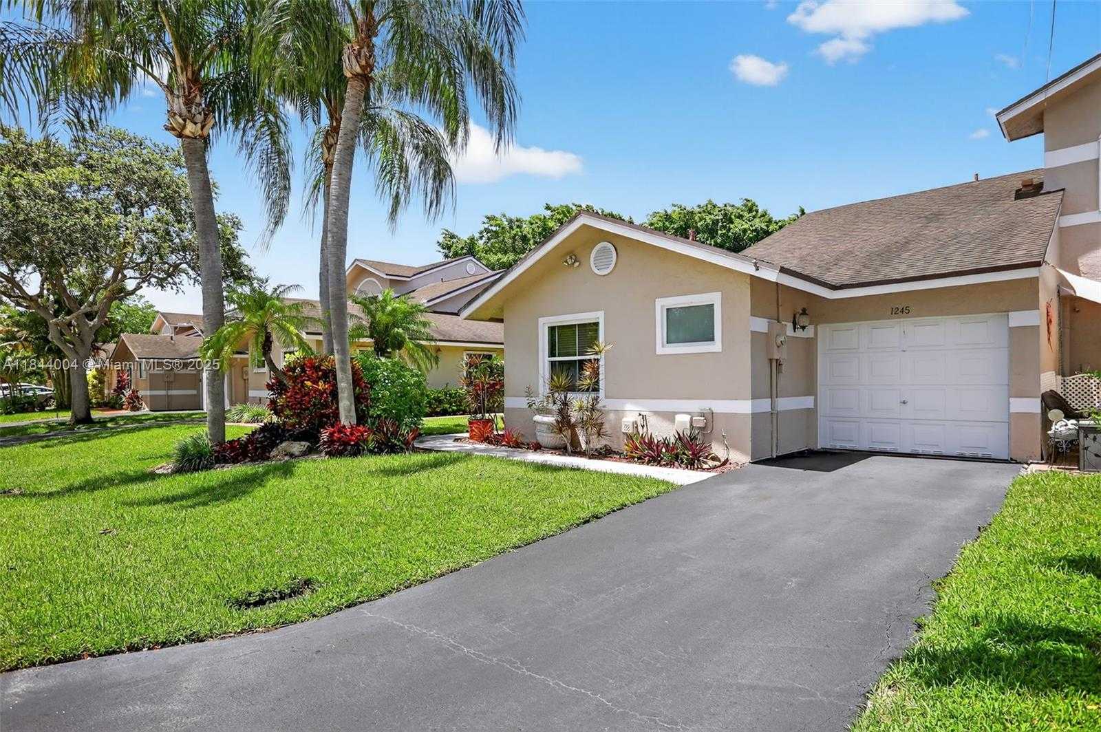 Small Image of 1245 NORTH WEST 52ND WAY, Deerfield Beach Number 2