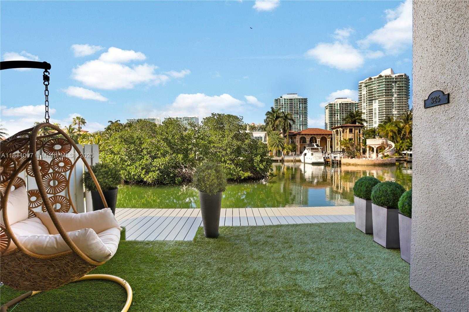 Small Image of 325 POINCIANA DR #905, Sunny Isles Beach Number 54