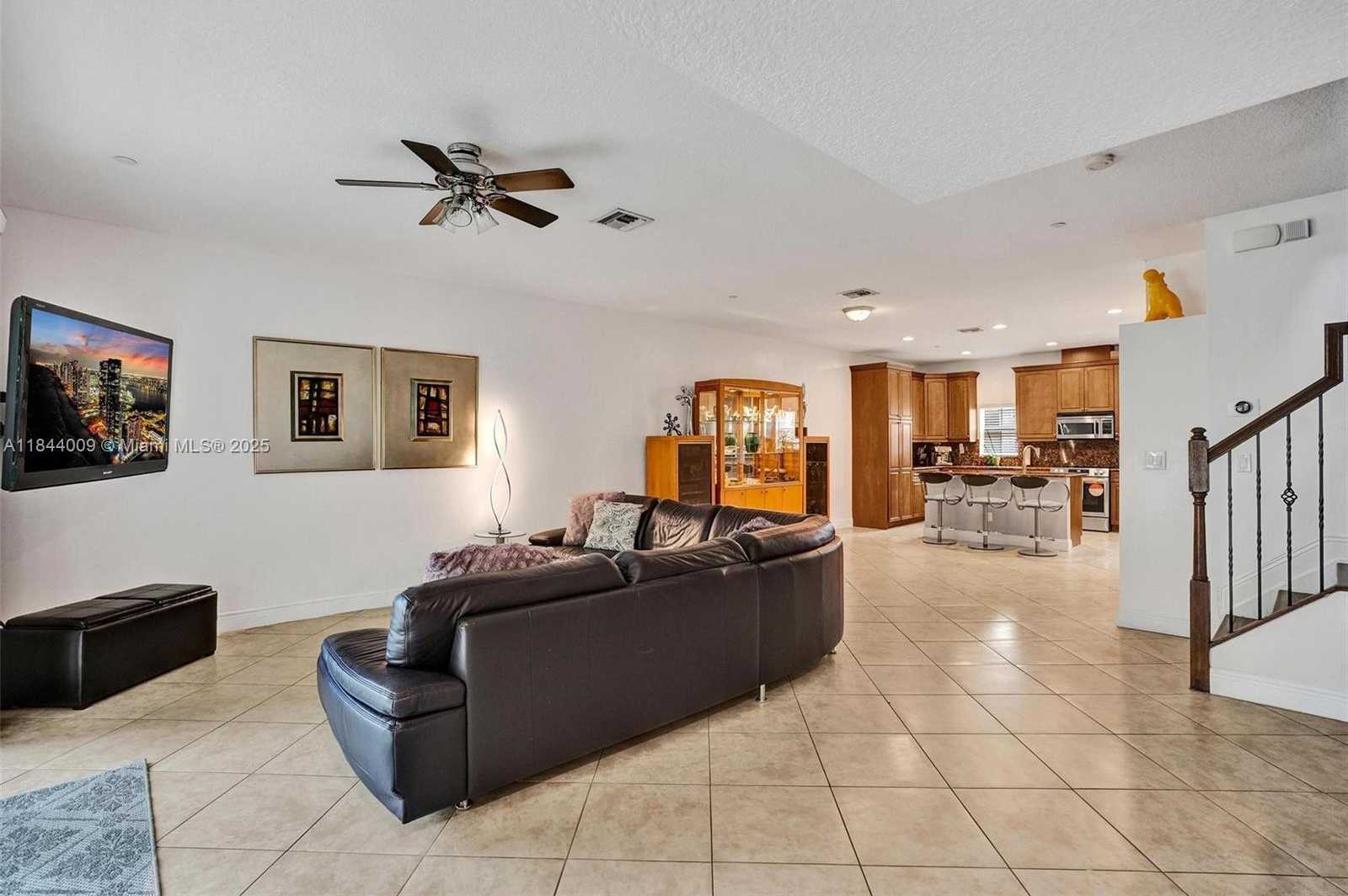 Small Image of 417 SOUTH EAST 13TH ST, Fort Lauderdale Number 15