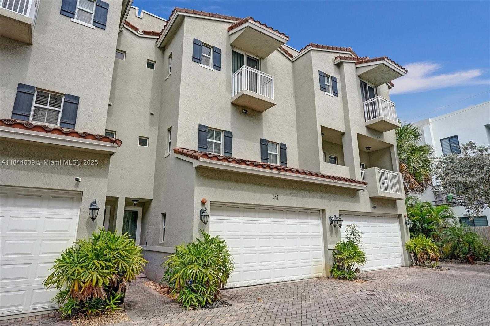 Small Image of 417 SOUTH EAST 13TH ST, Fort Lauderdale Number 2