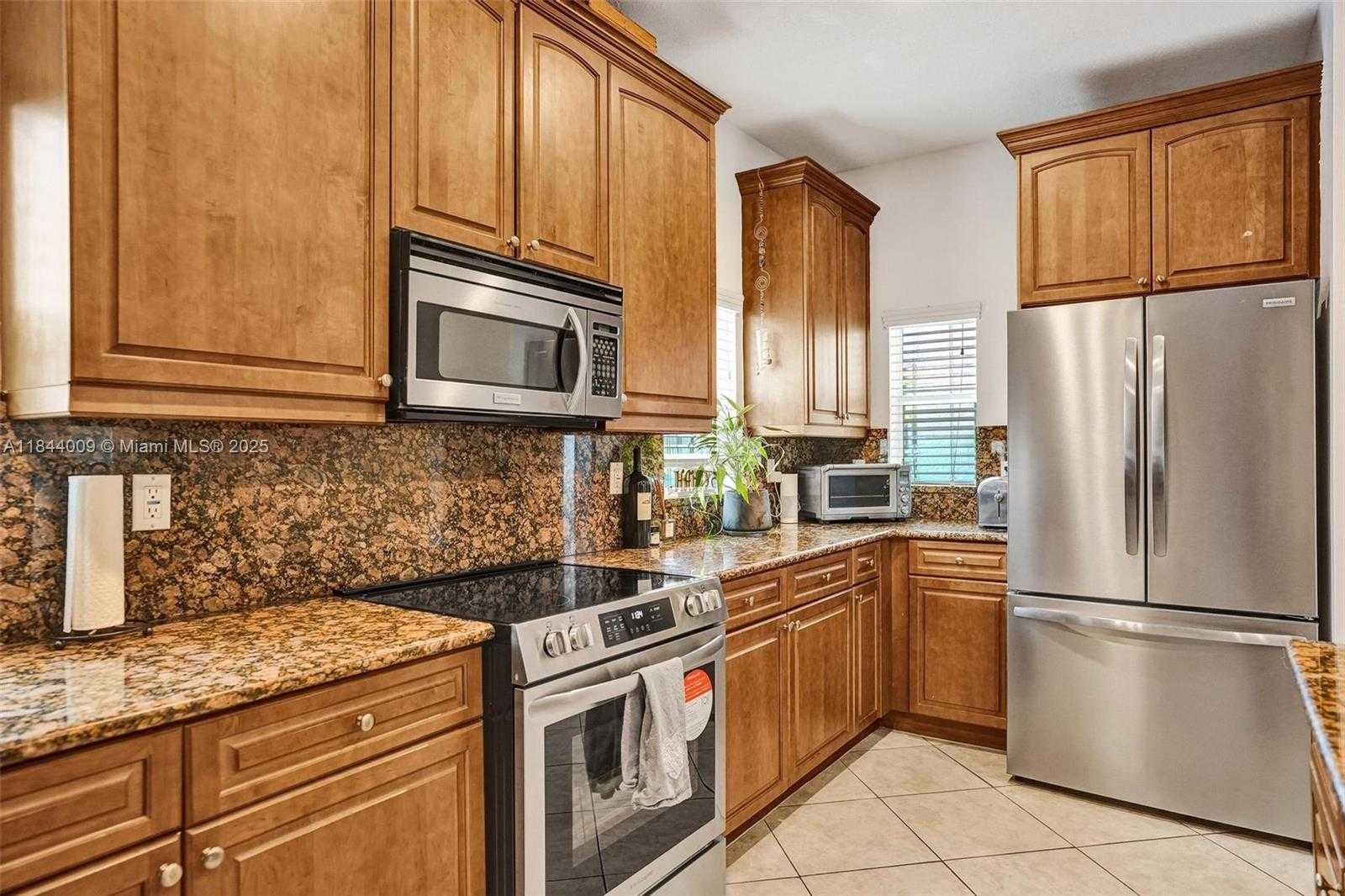Small Image of 417 SOUTH EAST 13TH ST, Fort Lauderdale Number 21