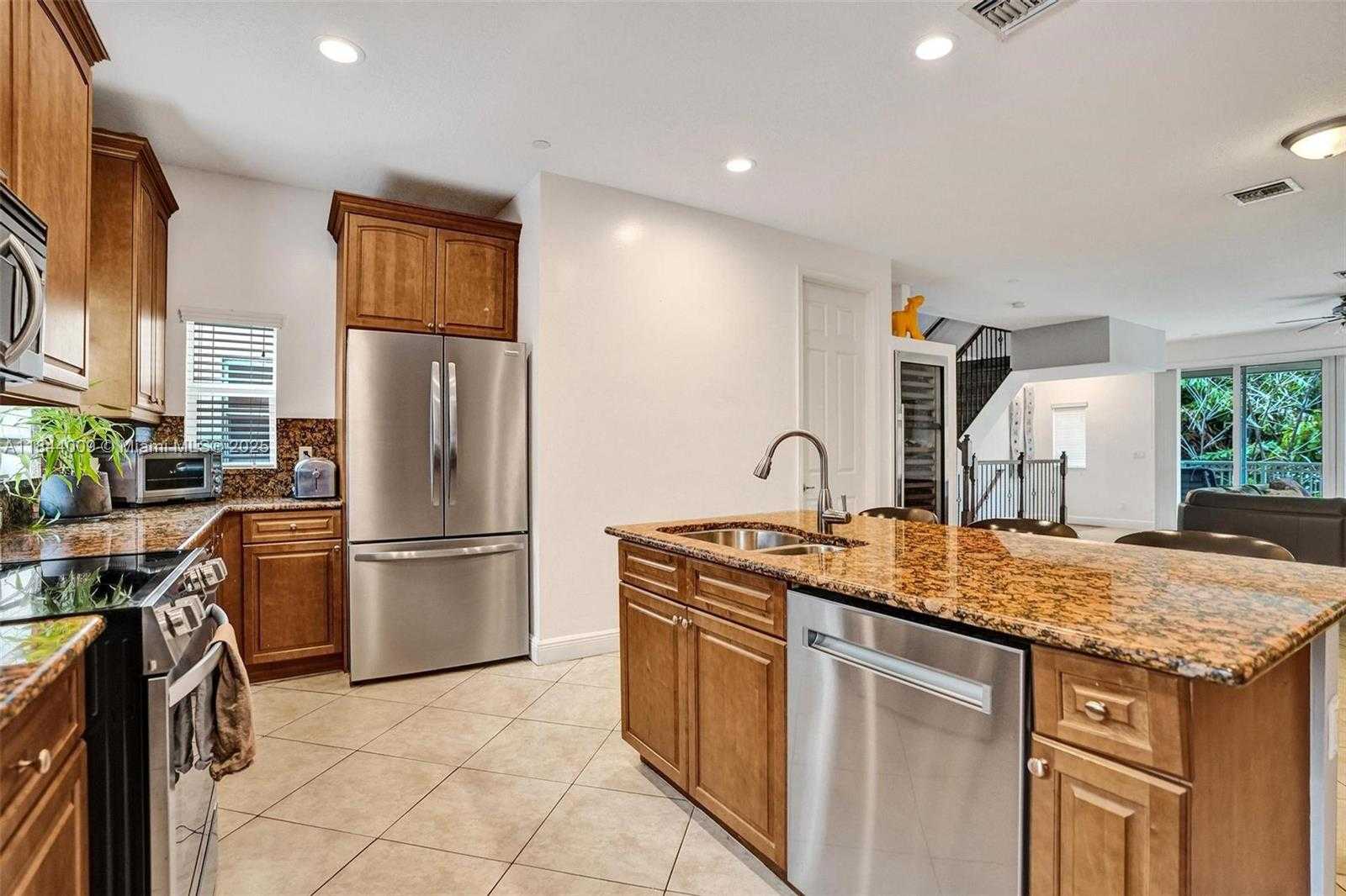 Small Image of 417 SOUTH EAST 13TH ST, Fort Lauderdale Number 26