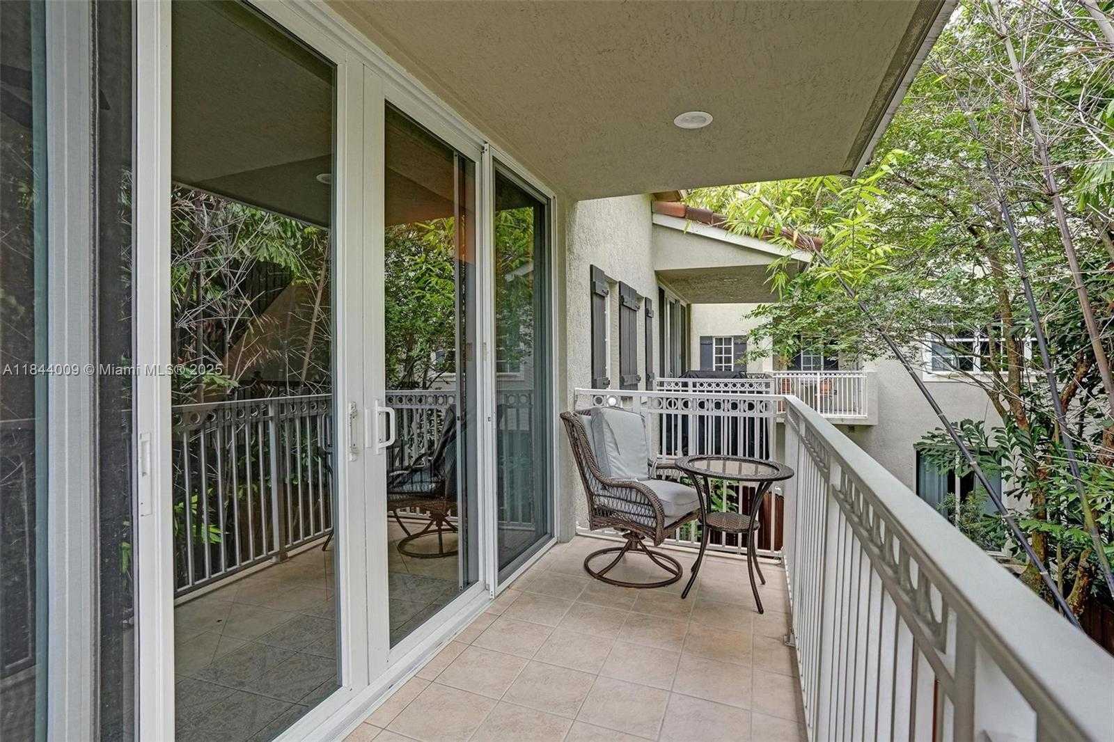 Small Image of 417 SOUTH EAST 13TH ST, Fort Lauderdale Number 29