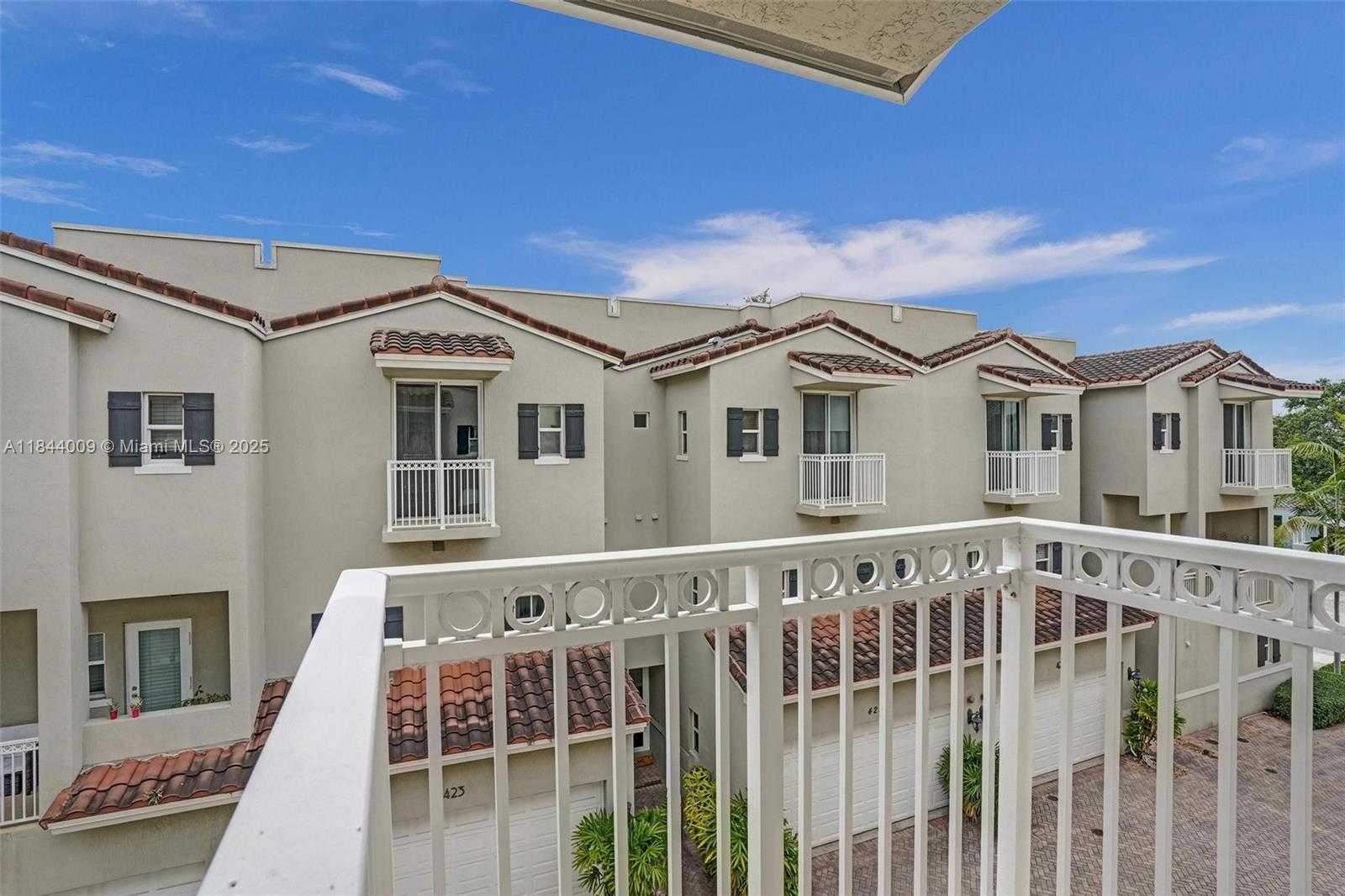 Small Image of 417 SOUTH EAST 13TH ST, Fort Lauderdale Number 50