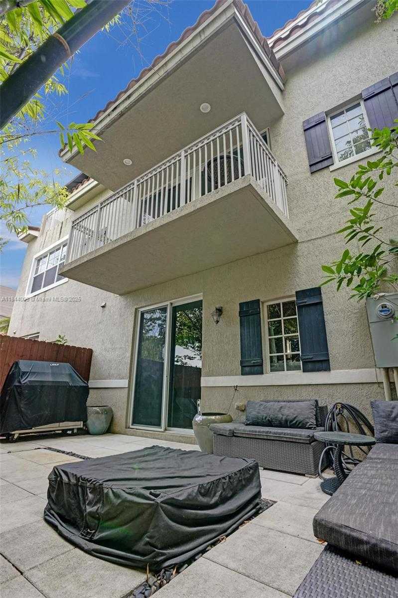 Small Image of 417 SOUTH EAST 13TH ST, Fort Lauderdale Number 55