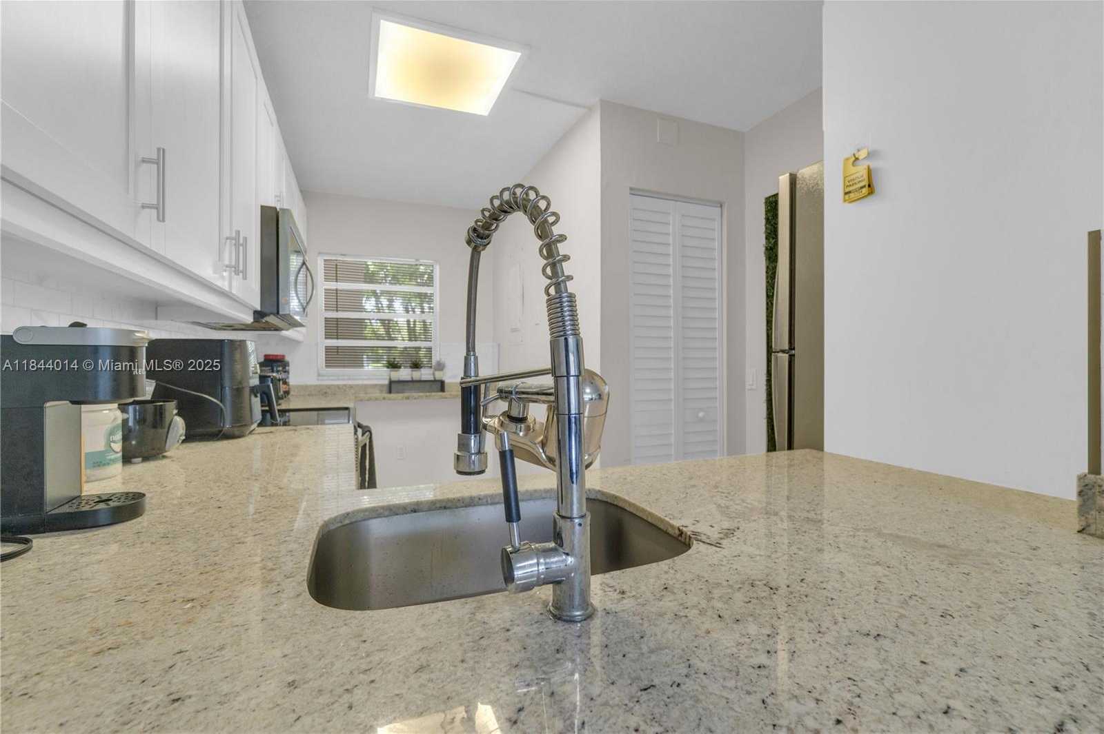 Small Image of 9410 POINCIANA PL #206, Davie Number 10