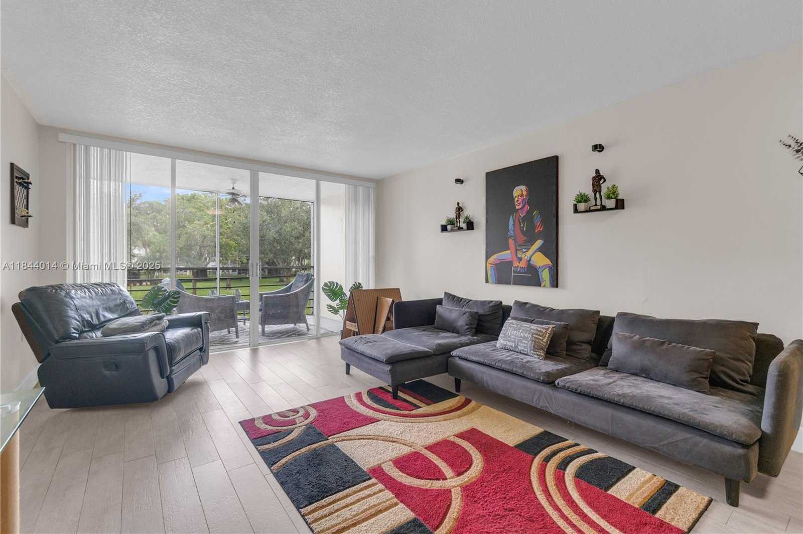 Small Image of 9410 POINCIANA PL #206, Davie Number 16