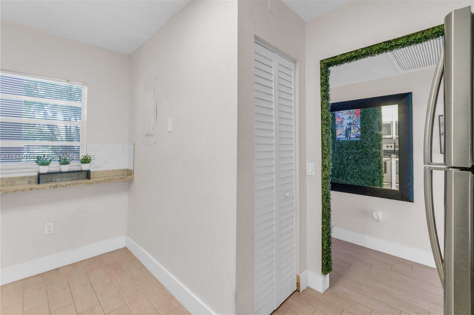 Small Image of 9410 POINCIANA PL #206, Davie Number 9