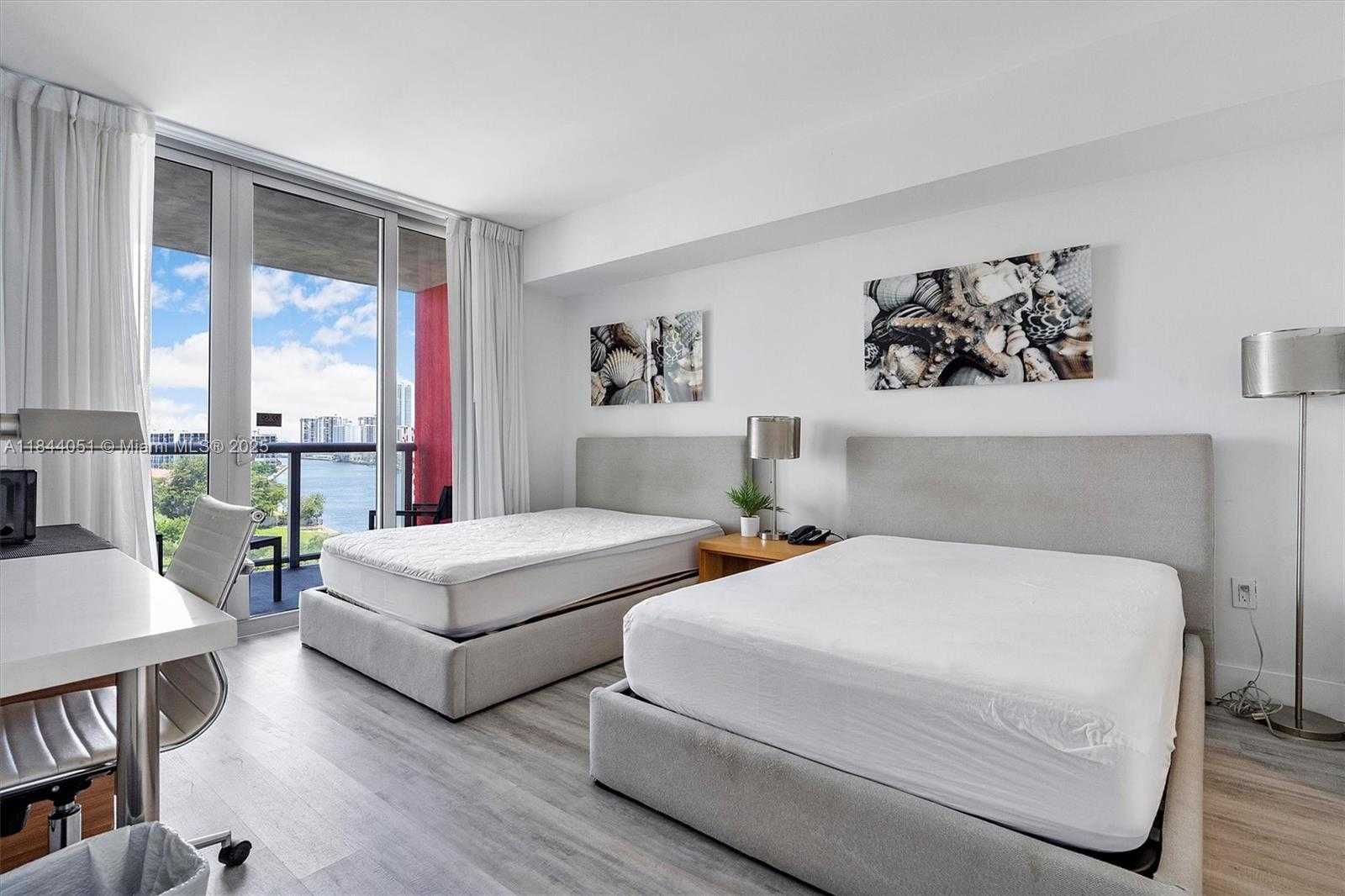 Small Image of 2602 EAST HALLANDALE BEACH BLVD #R906, Hallandale Beach Number 14