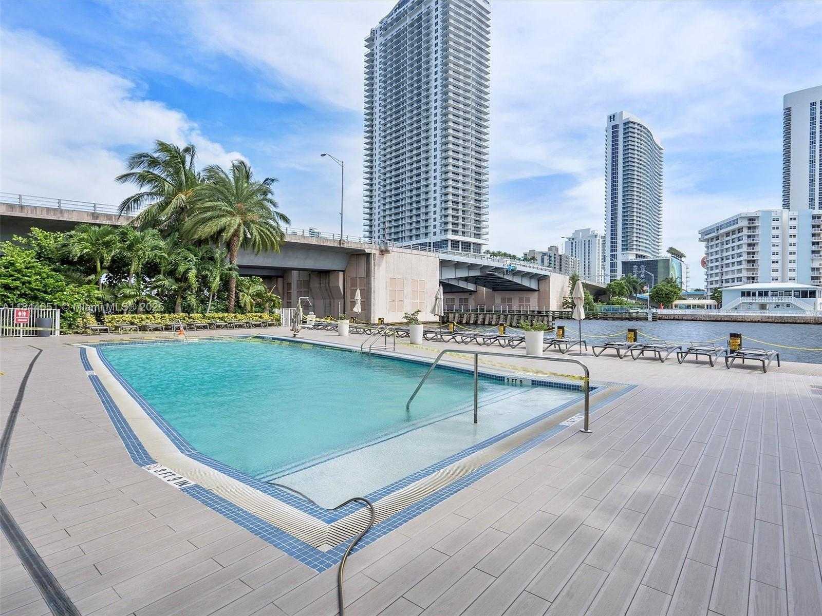 Small Image of 2602 EAST HALLANDALE BEACH BLVD #R906, Hallandale Beach Number 24